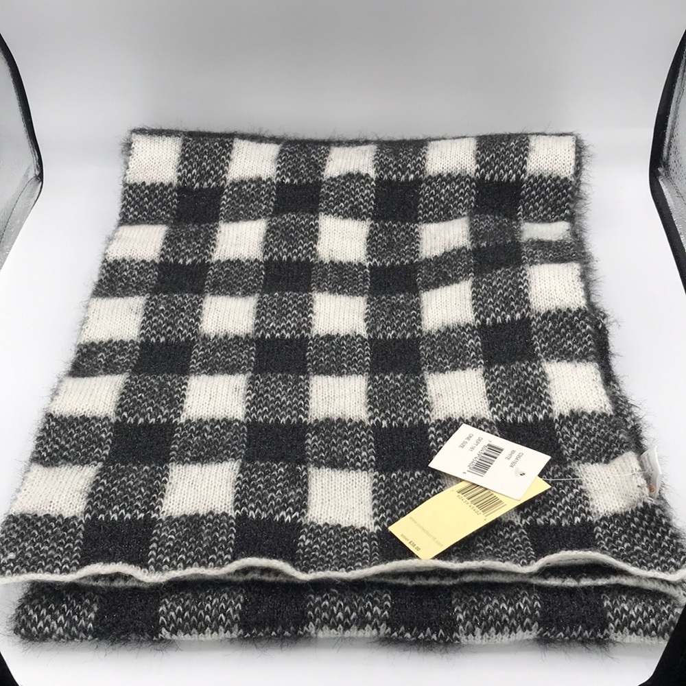 NWT Collection18 Black & White with Silver Tinsel Checkered Extra Wide Scarf